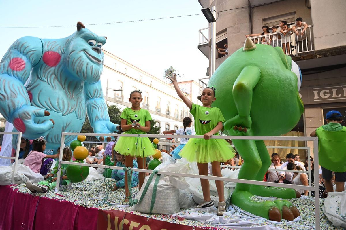 El desfile de la Batalla de las Flores de Pontevedra, en imágenes El desfile de la Batalla de las Flores de Pontevedra, en imágenes