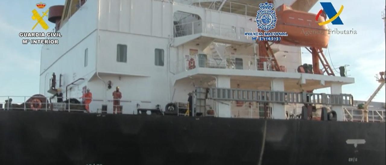 El polizón detenido con cocaína en el puerto de Gijón pretendía crear una nueva ruta de narcotráfico entre Sudamérica y Europa