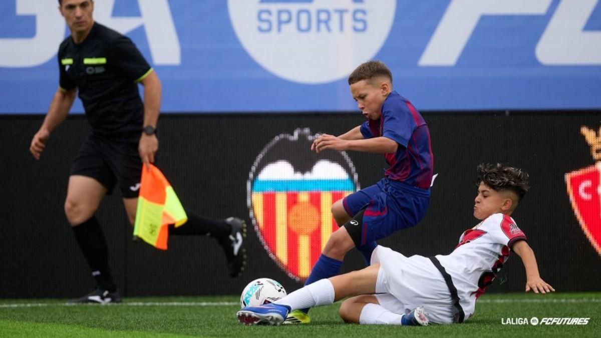 Ale es un lateral muy completo