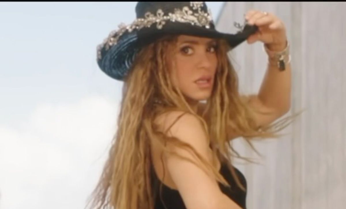 Shakira en el videoclip de El jefe