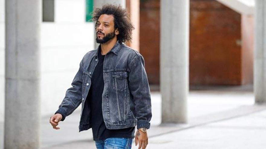 Multa de 105.000 euros al madridista Marcelo por conducir sin puntos