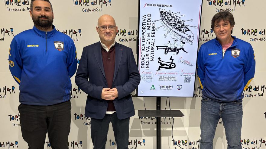 Torre del Mar, referente en la apuesta por la tradición marinera con el proyecto “Remo en la Escuela”