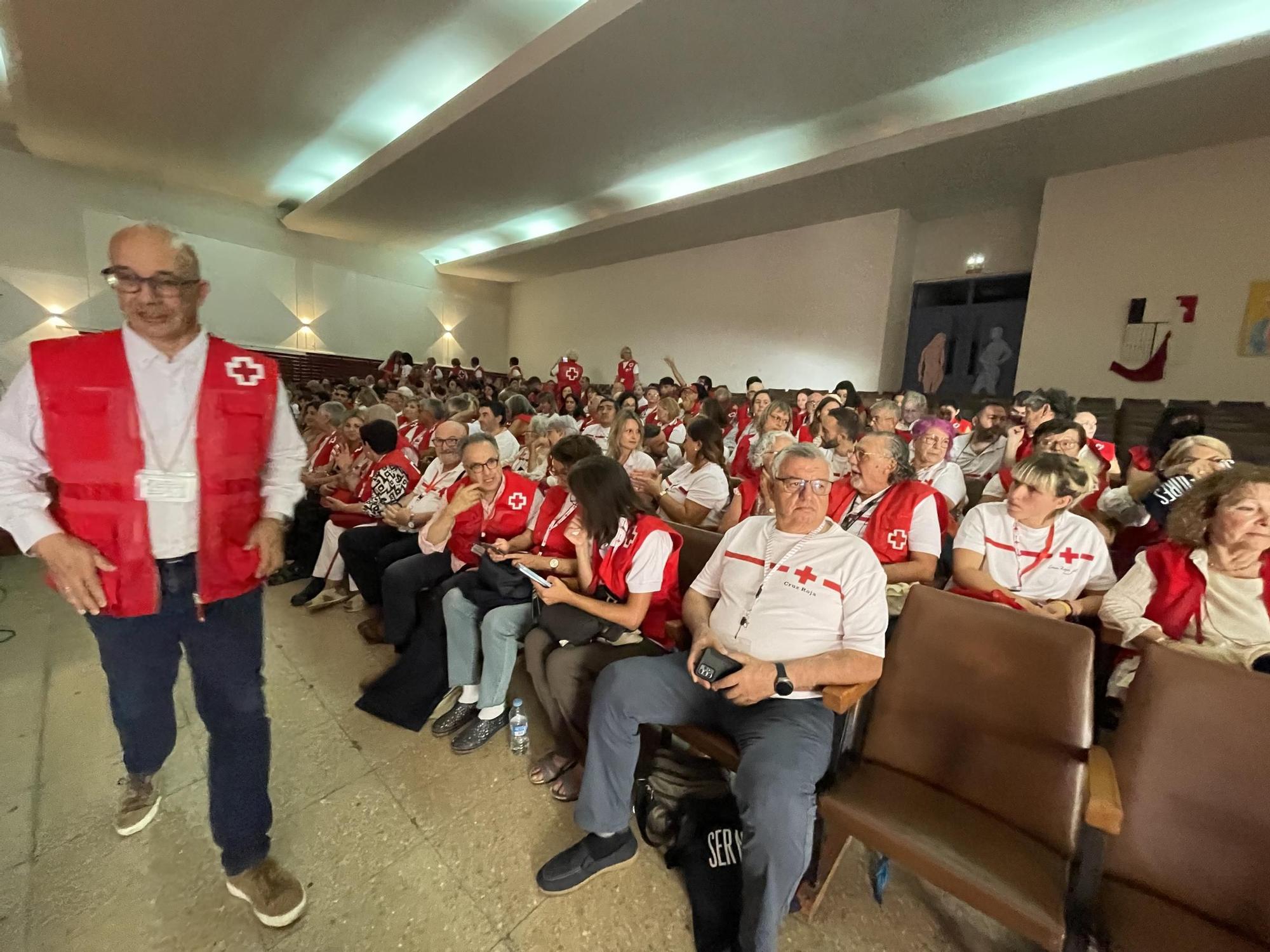 Encuentro de 200 voluntarios de Cruz Roja en Langreo