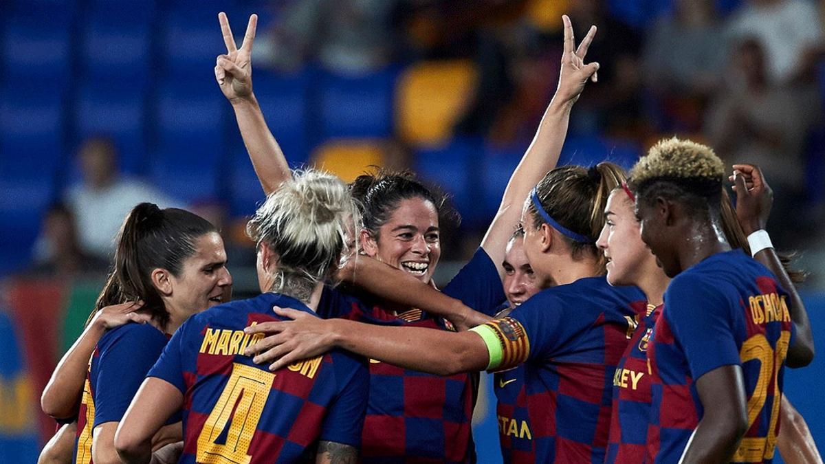 Las jugadoras del Barça femenino celebran un gol en el estadio Johan Cruyff de Barcelona, el pasado octubre