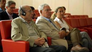 Gemma Montull, a la derecha, junto a su padre, Jordi Montull, y Félix Millet, en el juicio por el ’caso Palau’.