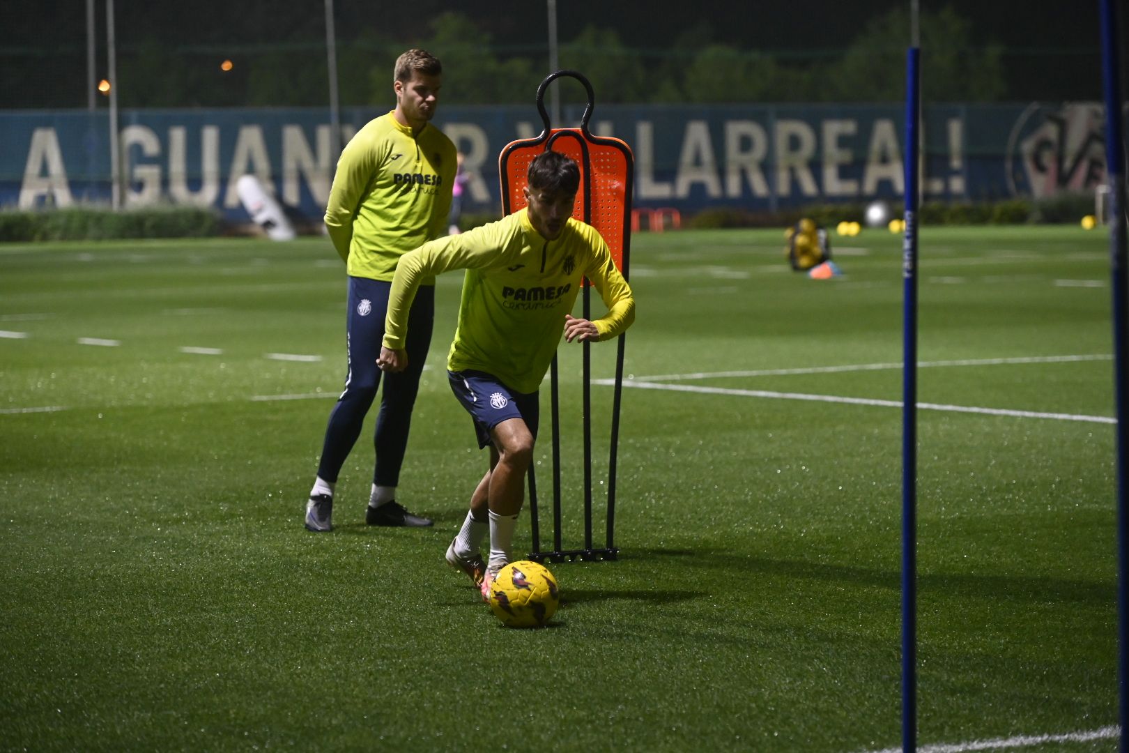 Galería de imágenes | Así ha sido la vuelta al trabajo del Villarreal tras el parón navideño