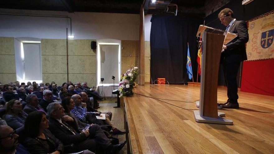 Vía libre al proyecto para reformar el salón de actos del instituto de Luanco