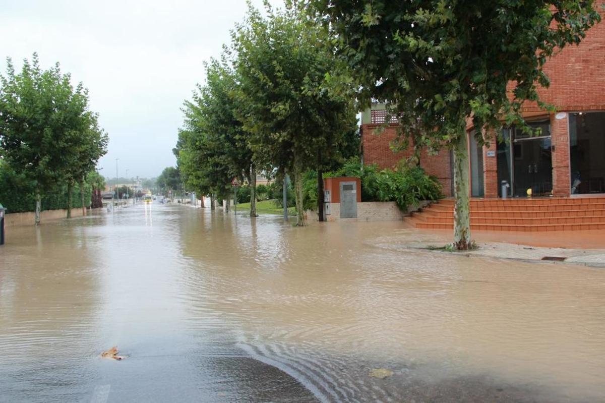 En directo | Más de 200 militares trabajan en las incidencias provocadas por la gota fría en Orihuela
