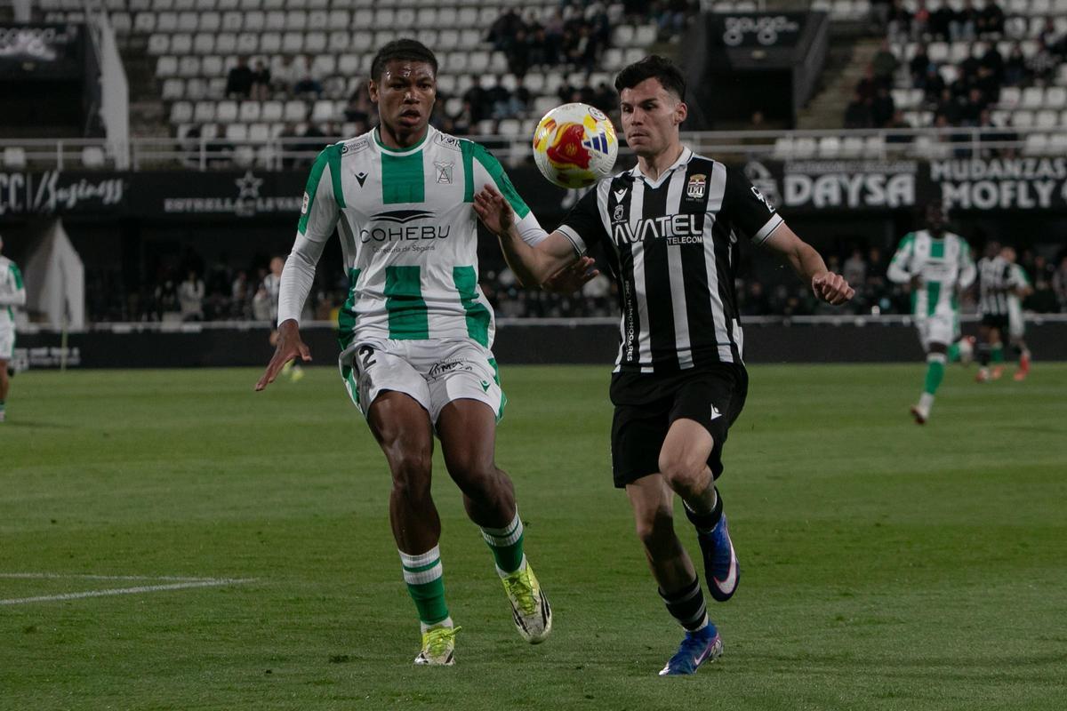 La victoria 'in extremis' del FC Cartagena frente al Sanluqueño, en imágenes