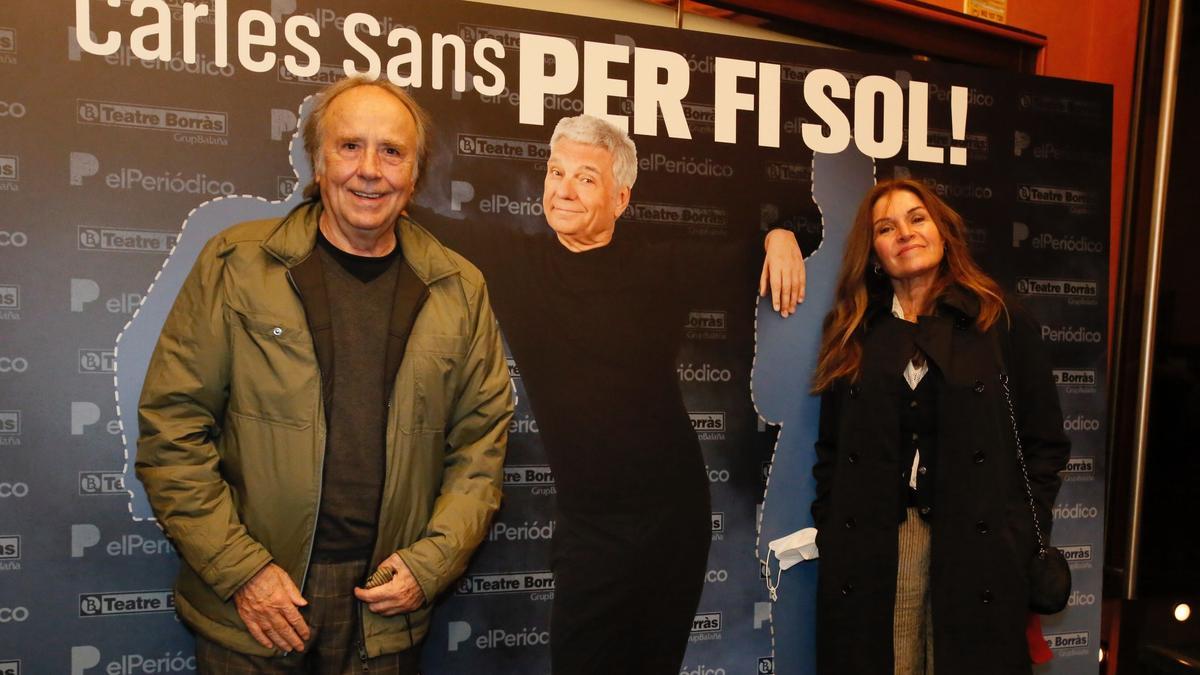 Joan Manel Serrat y su esposa, Candela, en el estreno de 'Per fi sol!'