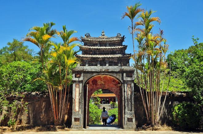 Vietnam, Mausoleo