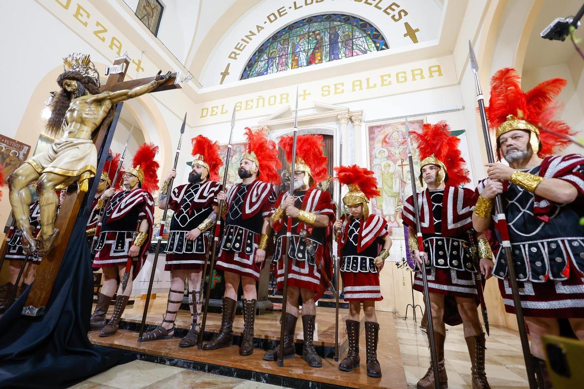 El Cabanyal vive con solemnidad el Miércoles Santo del Prendimiento y la Lanzada