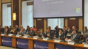 El Ministro de Transportes, Óscar Puente, durante su intervención en el Consejo Europeo.