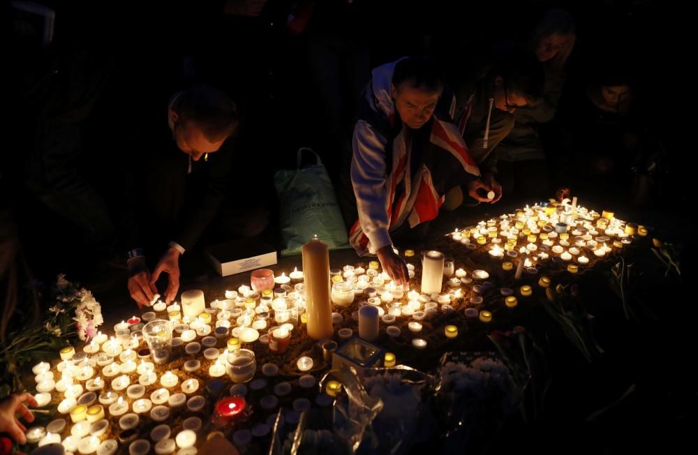 Londres recuerda a las víctimas del atentado