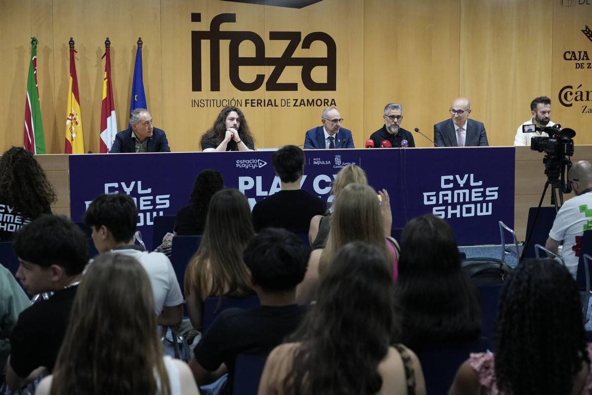 Apertura oficial Play CyL Summit 2026. Ifeza. El director general de Industria, Mariano Muñoz, inaugura el evento profesional del sector de videojuegos 'Play CyL Summit'