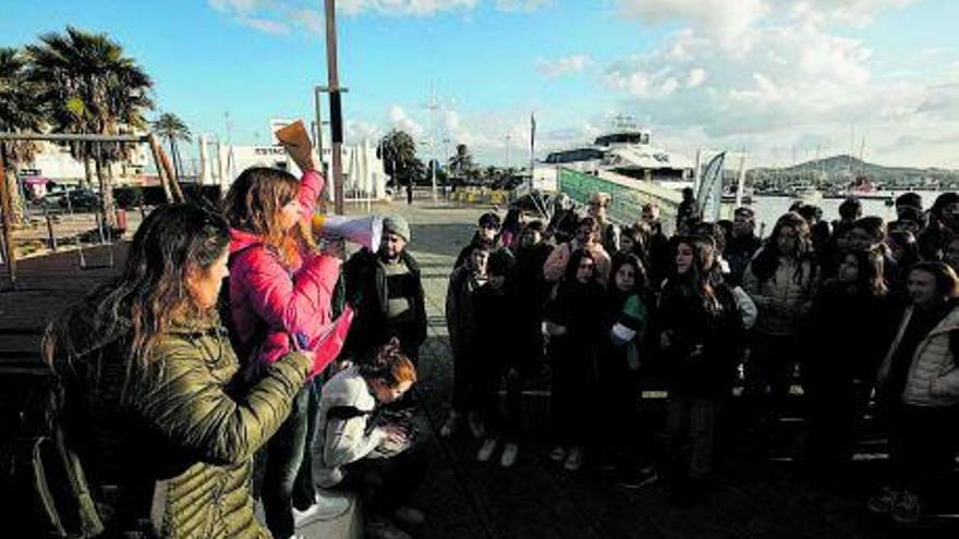 Eivissa i Perpignan, units per la llengua