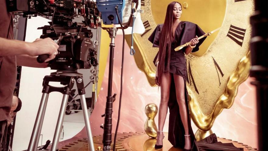 Naomi Campbell, en la sesión de fotos para el Calendario Pirelli 2024. | EFE /PIRELLO / ALESSANDRO SCOTTI