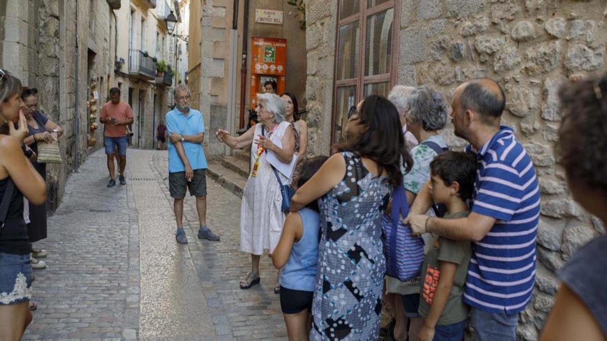 Visita guiada en el call jueu de Girona.