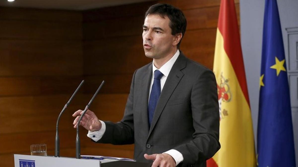 El líder de UPD, Andrés Herzog, en la rueda de prensa que ha ofrecido en la Moncloa tras su reunión con Mariano Rajoy.