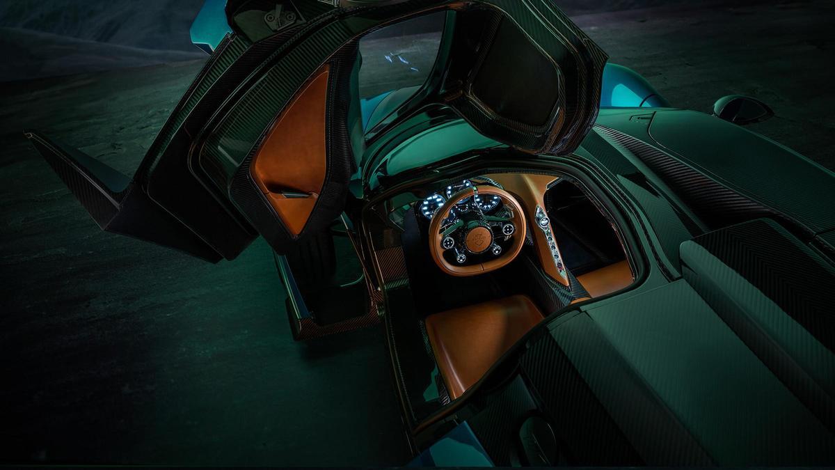 Interior del Aurora Tur