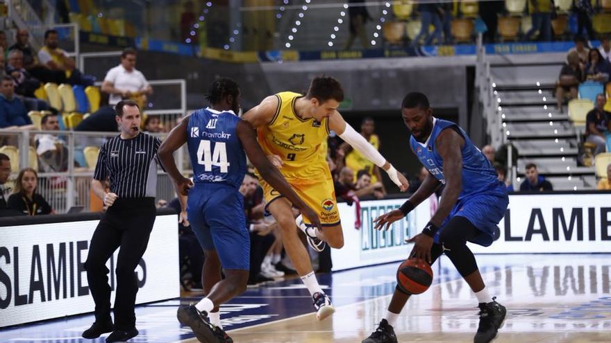 Victoria del CB Gran Canaria ante el Fuenlabrada (110-65)