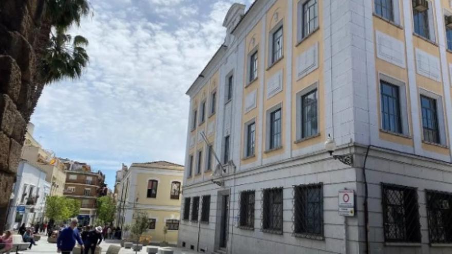 Fondenex se opone al hotel proyectado en el edificio de Telefónica en Mérida