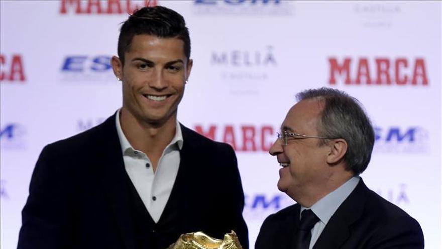 Florentino Pérez: &quot;Cristiano no va a dejar el Real Madrid&quot;