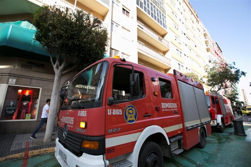 Incendio en el edificio Azor, en Mesa y López