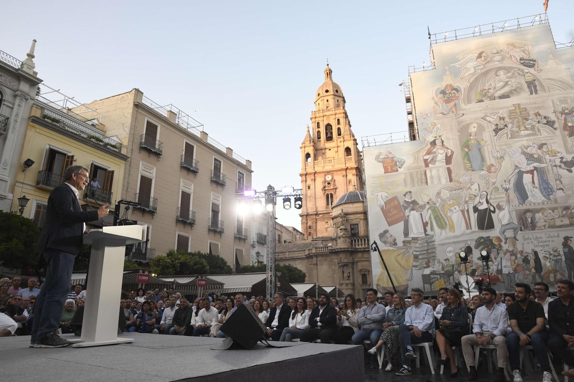 El mitin con Feijóo y López Miras en la Plaza de la Catedral de Murcia, en imágenes