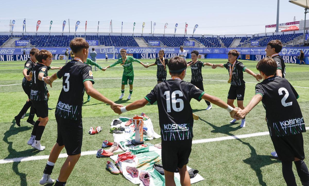 El Elche gana al Real Madrid el torneo LaLiga Futures El Elche gana al Real Madrid el torneo LaLiga Futures