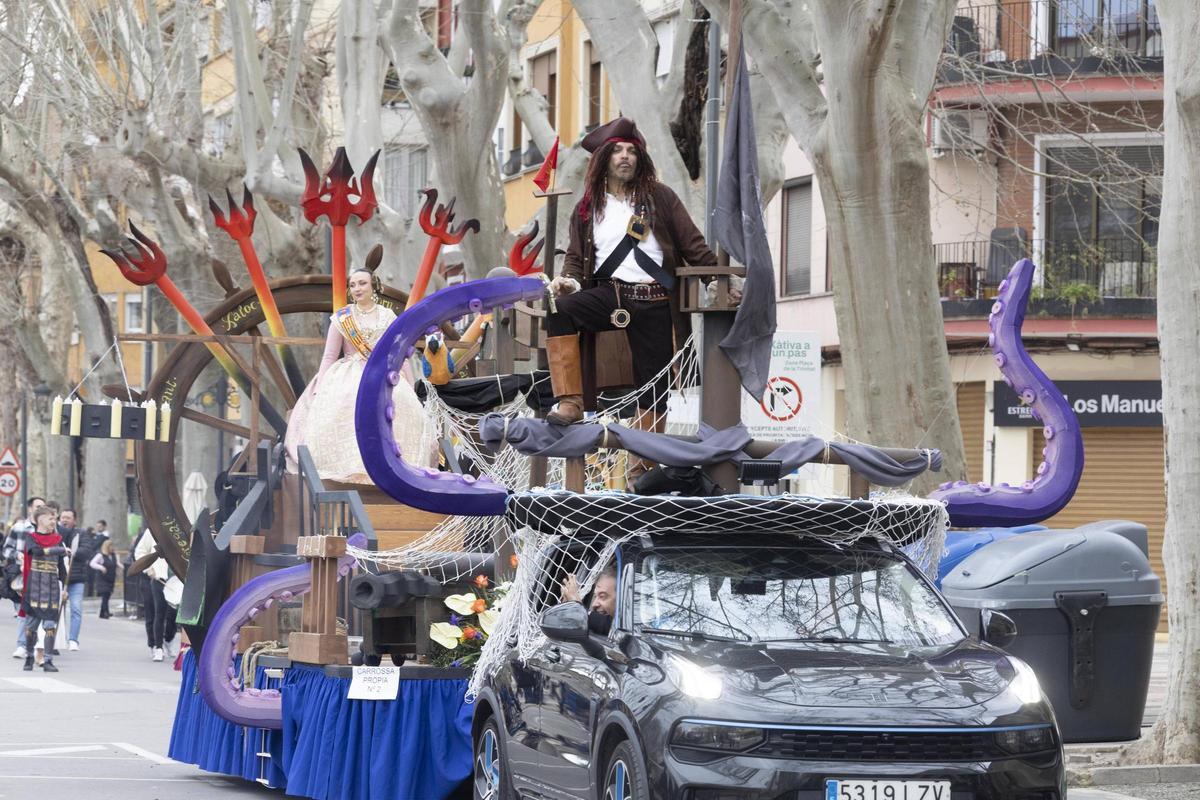 Así fue la Cabalgata del Ninot de Xàtiva