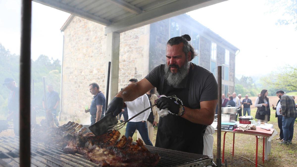 Moalde celebra el 1 de mayo con carne de vacuno a la brasa