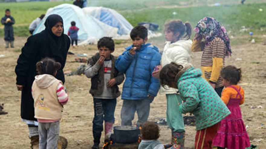 Acnur denuncia que casi 4 millones de niños no tienen una escuela a la que ir