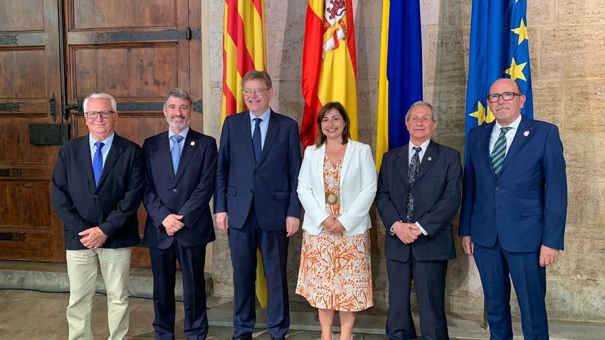 Orihuela entra en la comisión para promocionar las fiestas de interés turístico de la Comunidad Valenciana