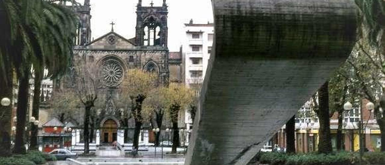 El llamado &quot;anzuelo&quot; de Joaquín Aranda, en la calle de Covadonga.