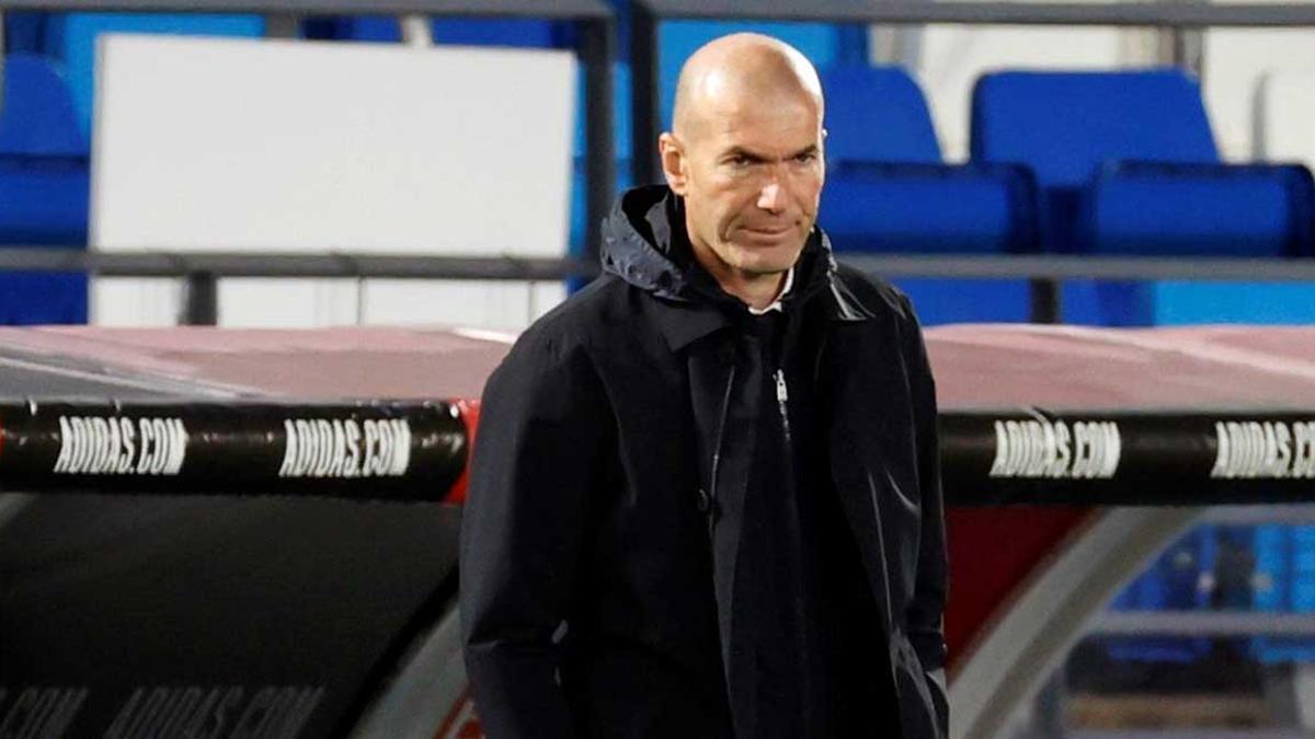 Zidane: "Hubo una mano anterior del Sevilla que ni miraron"