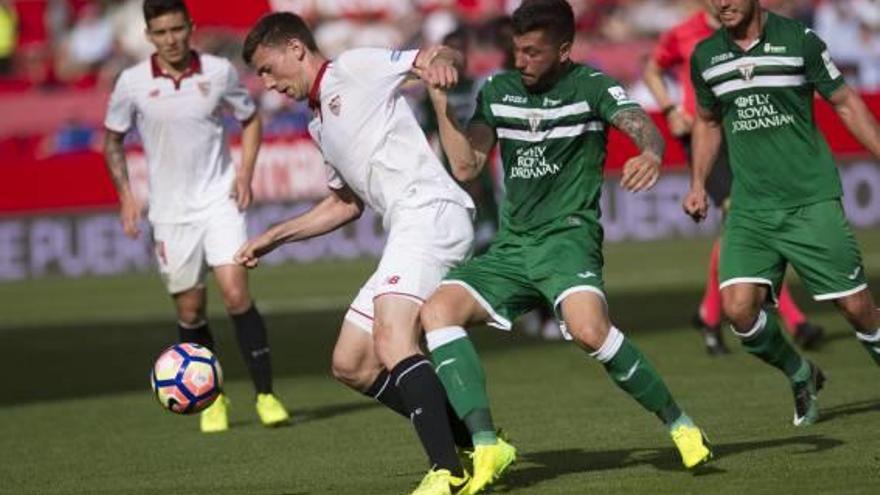 El Leganés frena un Sevilla (1-1) que té el cap en el partit davant el Leicester