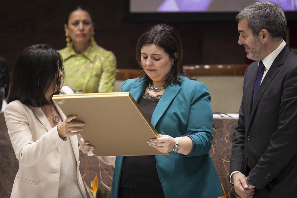 El Parlamento rinde homenaje póstumo al ...