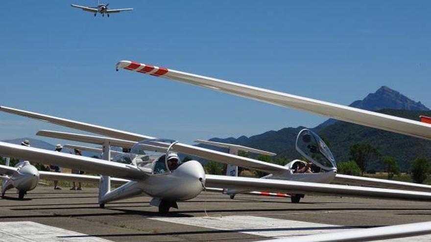 El aeródromo de Santa Cilia, listo para retomar la actividad el lunes