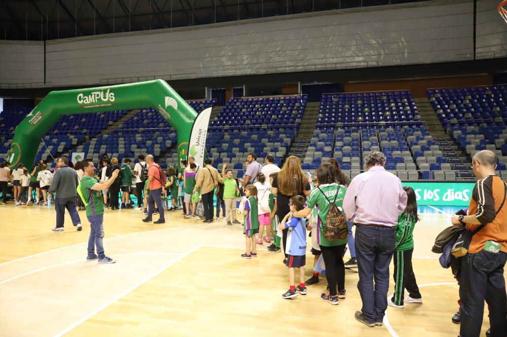 El Unicaja abre el entrenamiento a su afición