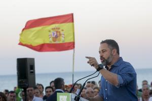 Abascal promet acabar amb la «imposició» del català a l’escola