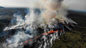 El nuevo volcán que ha entrado en erupción en Islandia