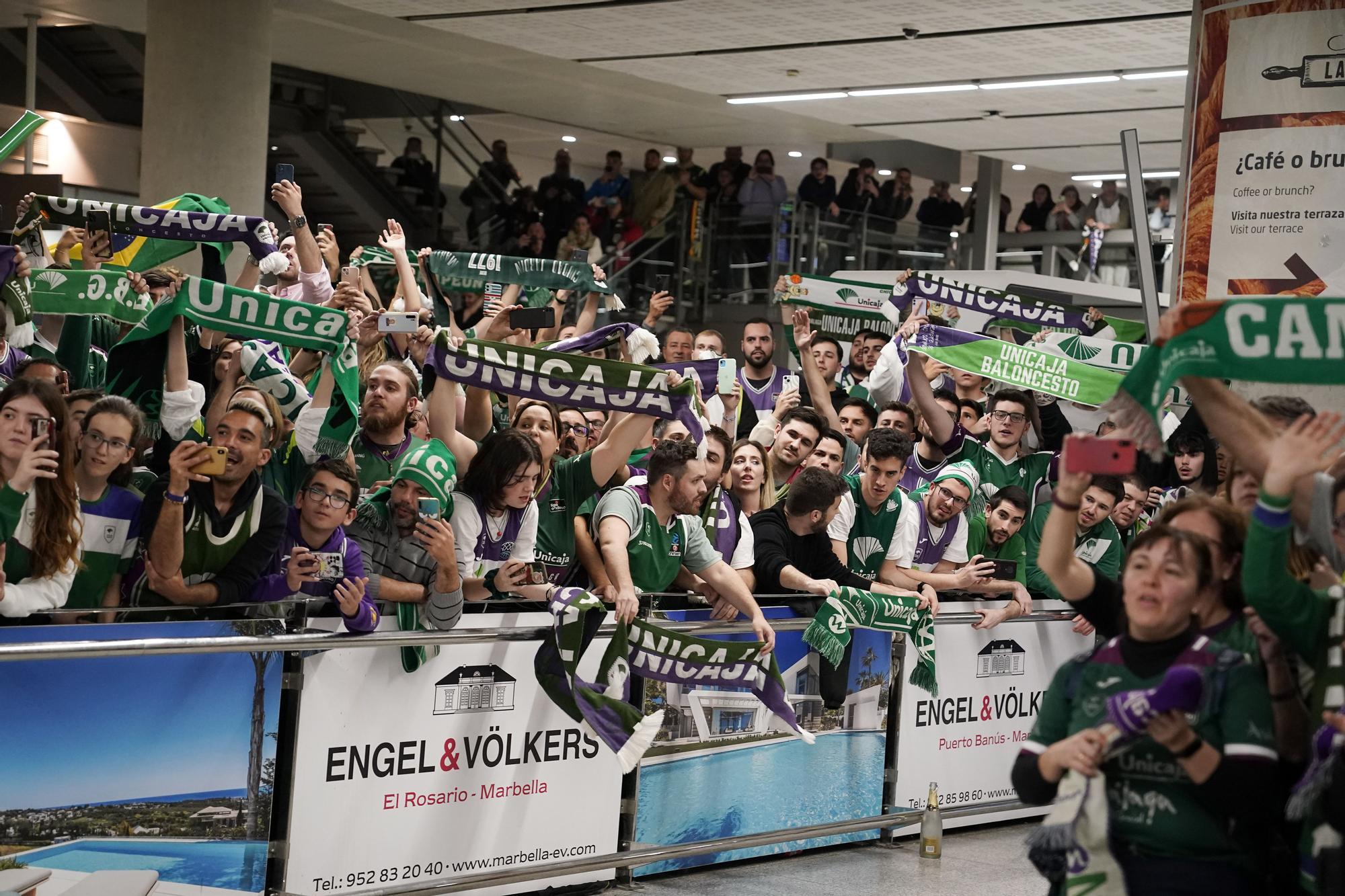 La llegada del Unicaja al aeropuerto de Málaga tras ganar la Copa del Rey