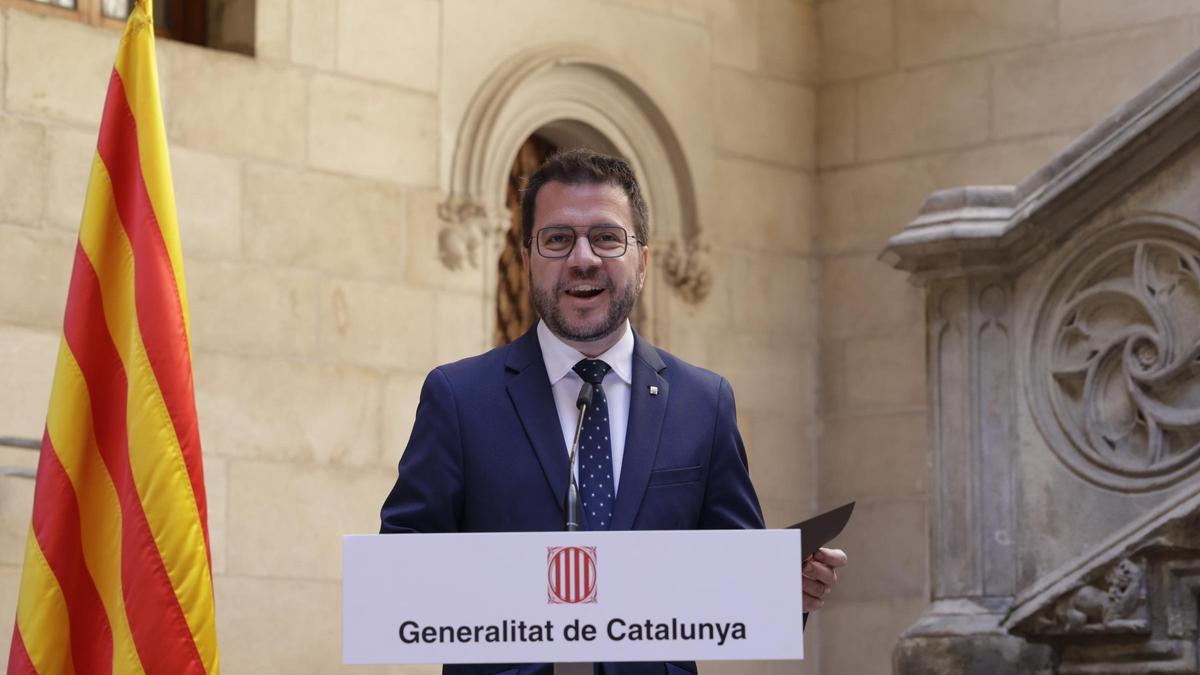 Aragonès reivindica la República para pasar "de ser súbditos a ciudadanos de pleno derecho"