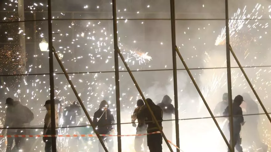 Las carretillas vuelan en Elche