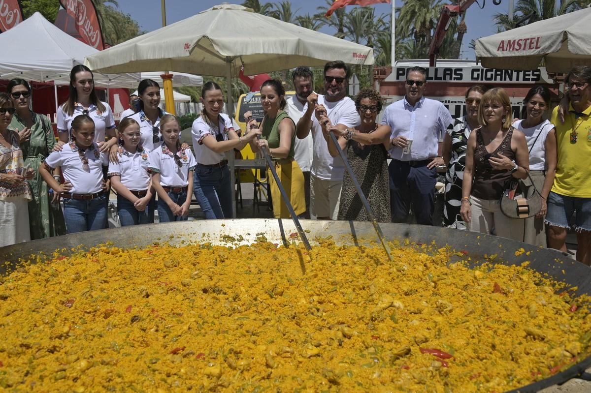 Fiesta del arroz con costra en Elche
