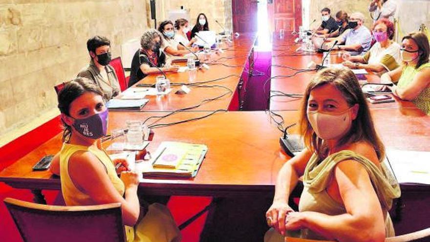 Montero y Armengol se reunieron con el Grupo de Estudio de la Prostitución.