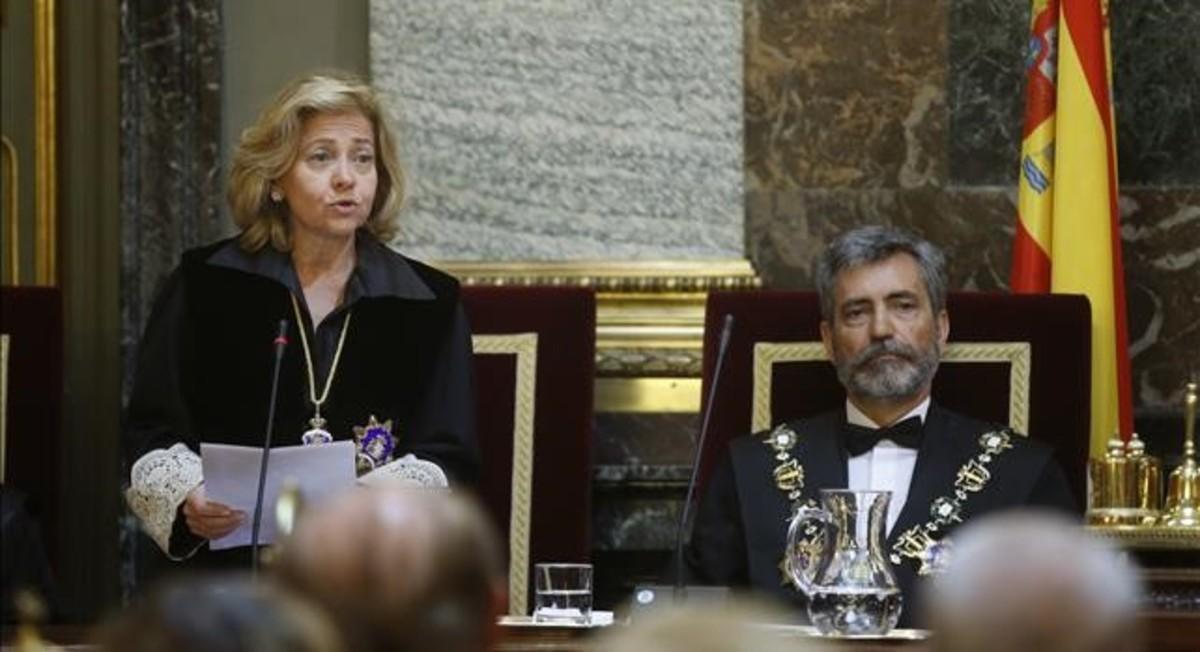 La fiscal general del Estado, Consuelo Madrigal, y el presidente del Tribunal y del Consejo General del Poder Judicial, Carlos Lesmes.