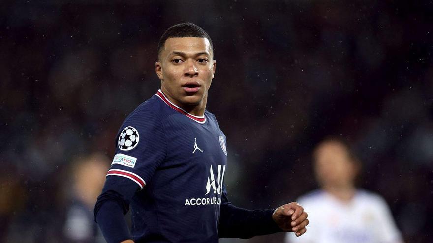 Mbappé enciende las alarmas en Francia