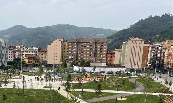 Inauguración del parque de la Mayacina, en Mieres